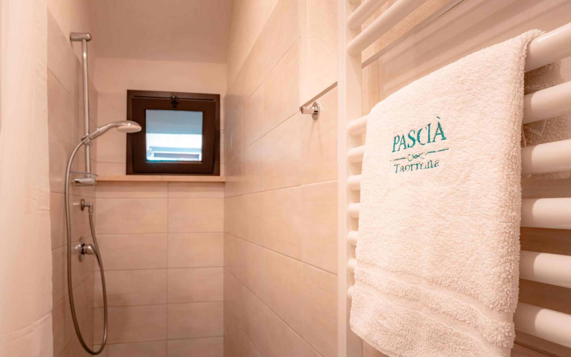 Bed & Breakfast Pascia Madonna Rocca